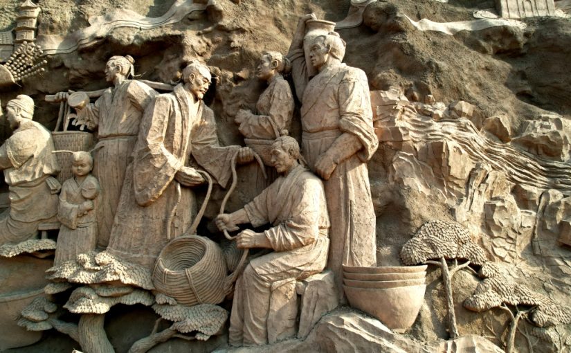 Relief mural depicts heritage of north China kiln